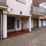 300 M Do Plazy Zachodniej Garaz Balkon Klimatyzacja * קולובז'ג